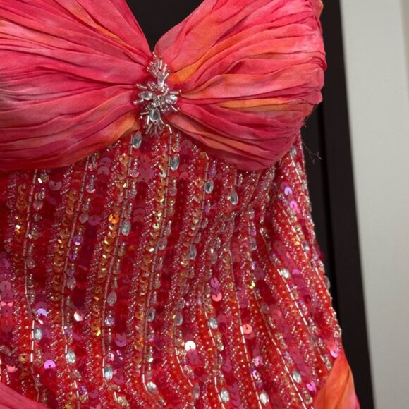 Women Dresses - Picture 8 of 10